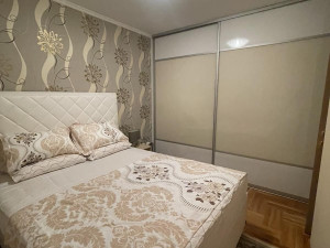Dvosoban stan u centru Makarske, pogled na more (68m2)