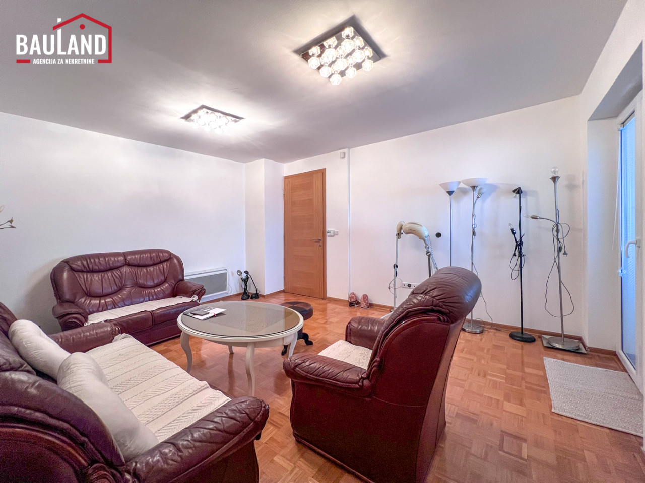 Dvoetažni trosoban stan površine 83m2/ Stup 2