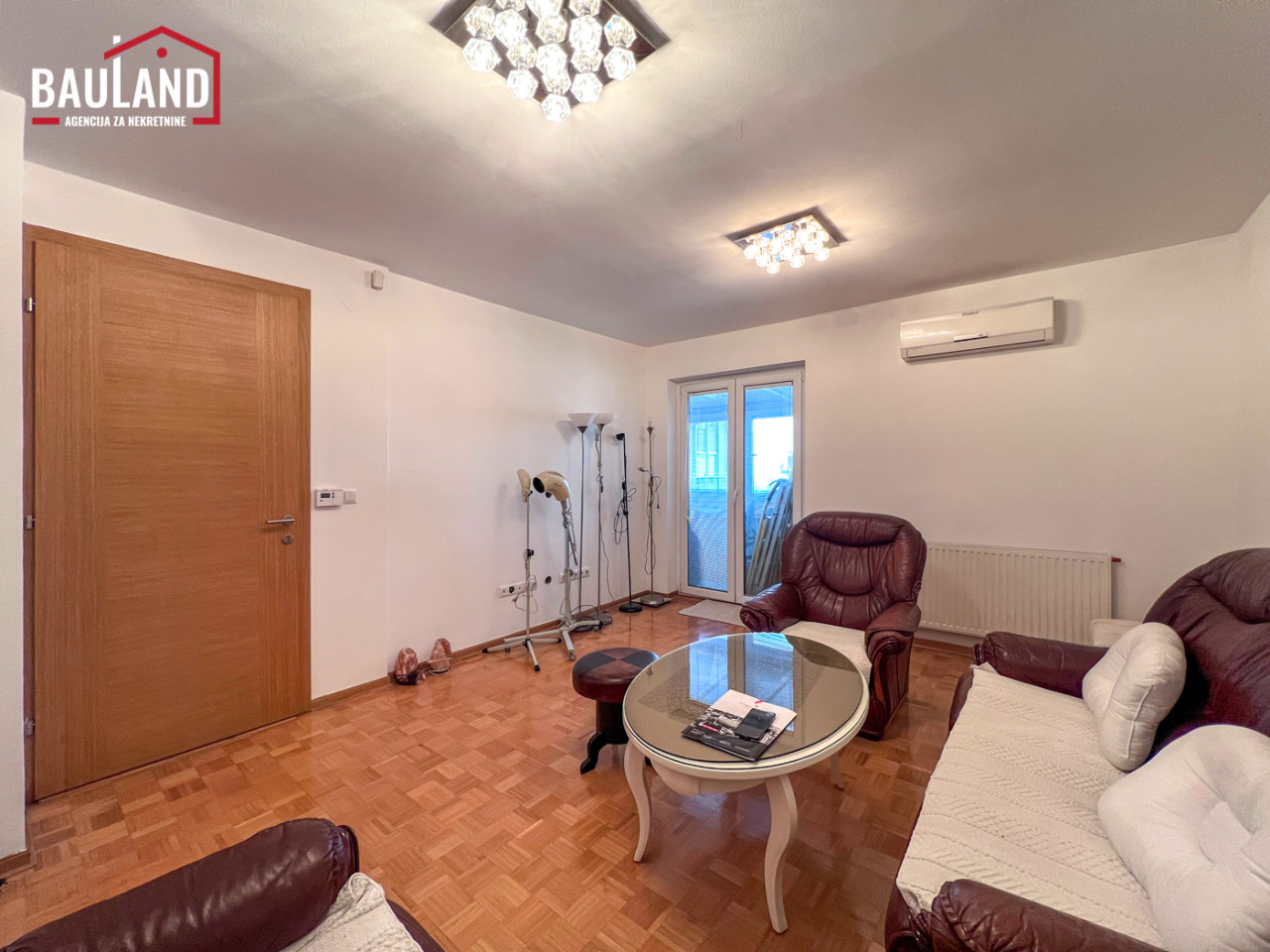 Dvoetažni trosoban stan površine 83m2/ Stup 3