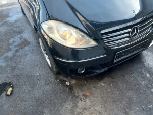 Farovi mercedes a 169