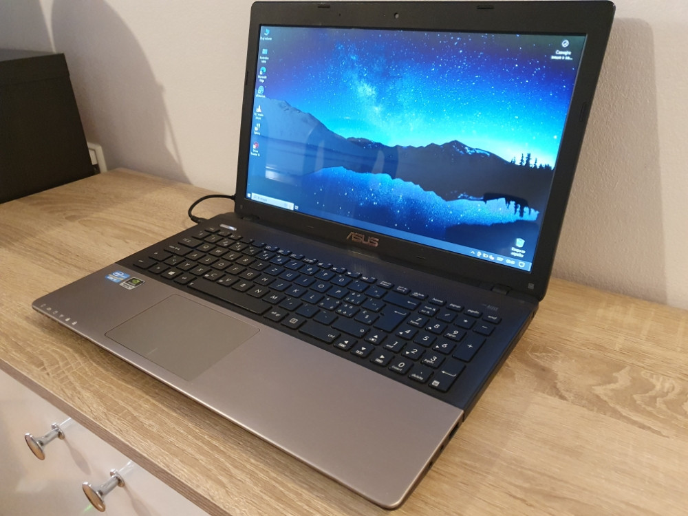Asus K55VJ/4GB Ram-a/500GB HDD