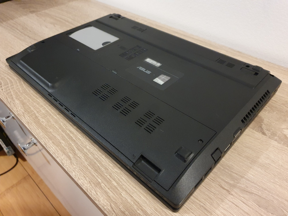 Asus P55VA/6GB Ram-a/500GB HDD
