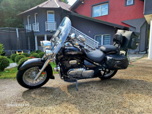 SUZUKI BOULEVARD