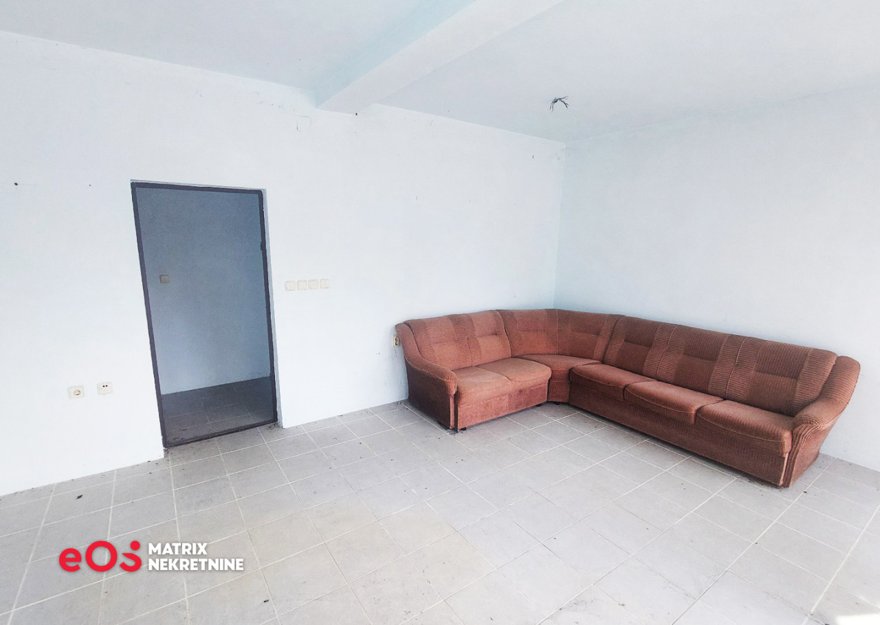 EOS / Kuća i poslovni objekat / Srbac / 81 m2 4