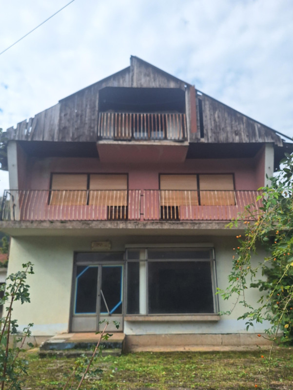 EOS / Kuća / Milići-Naselje Derventa / 93 m2 2