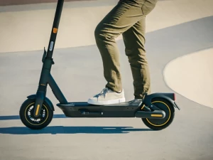 Električni Romobil Segway Max G2 scooter skuter trotinet