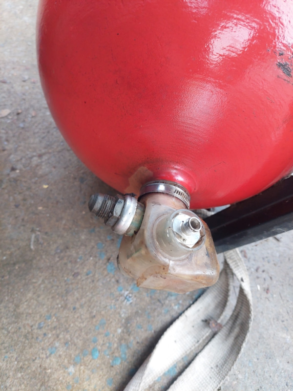 boca za auto zemni gas plin 80L 85.4kg 300bar