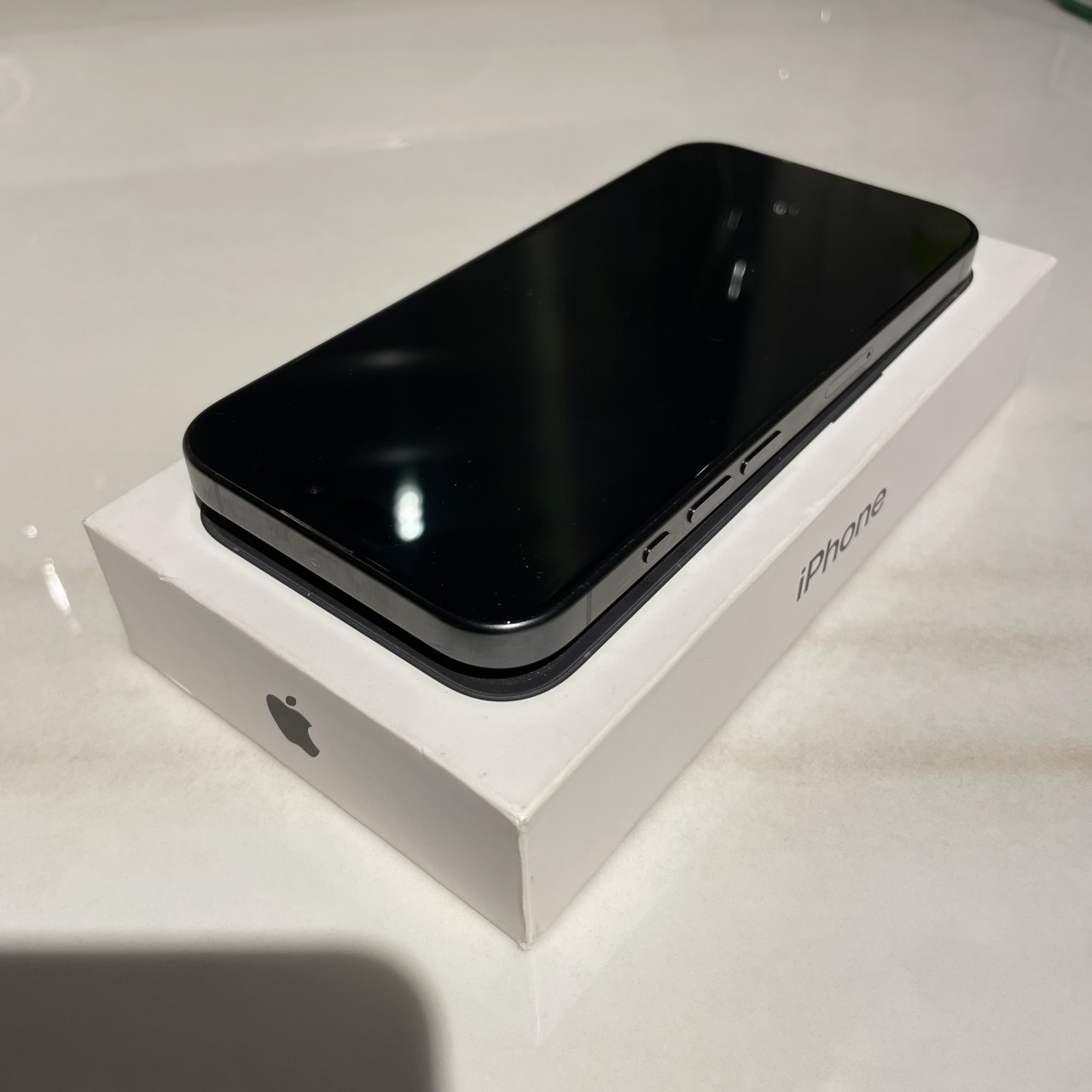 iPhone 15 PRO 128 GB black titanium