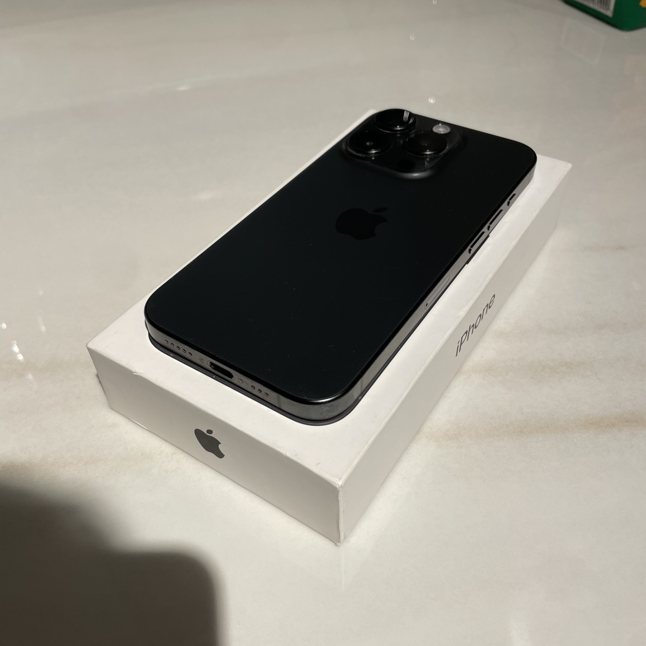 iPhone 15 PRO 128 GB black titanium