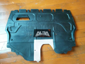 Audi A1 plastika zastita motora