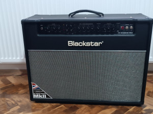 Gitarsko pojačalo BLACK STAR