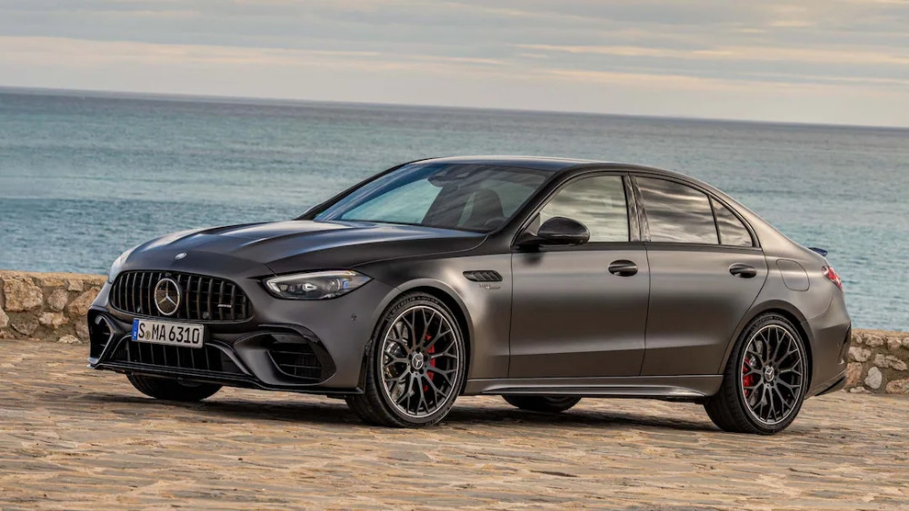 Mercedes C W206 2021-2024 AMG C63 Bodykit Branik Branici Maska
