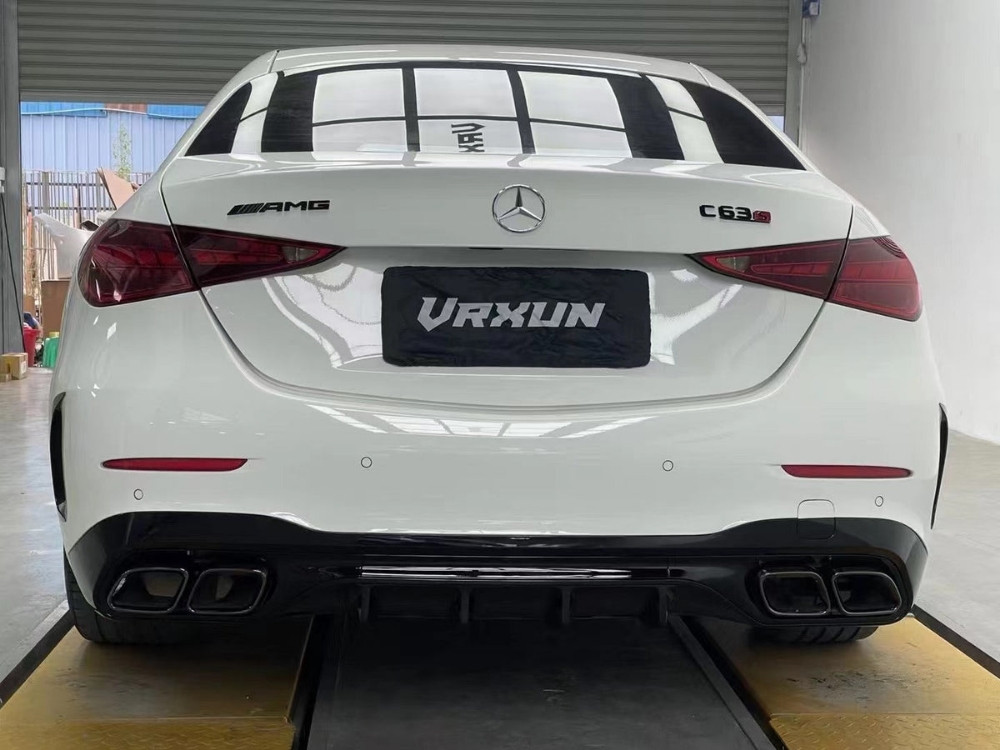 Mercedes C W206 2021-2024 AMG C63 Bodykit Branik Branici Maska
