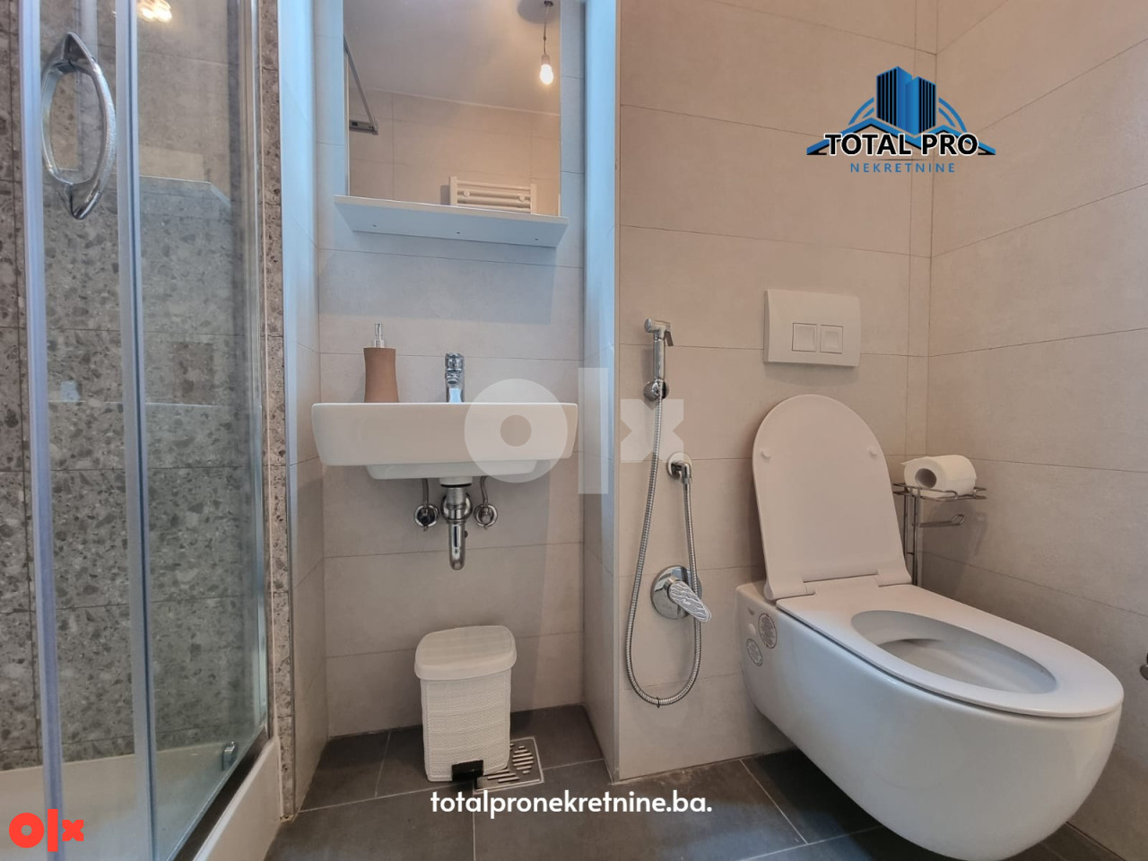 TOTAL PRO/ Apartman / Bjelašnica / skijašnica / garažo mjesto 18