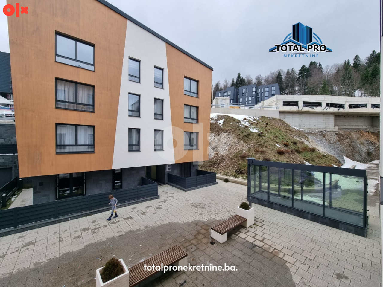 TOTAL PRO/ Apartman / Bjelašnica / skijašnica / garažo mjesto 20