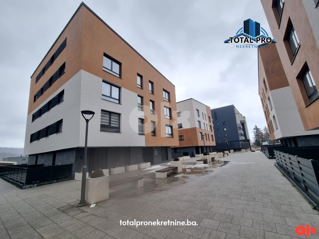 TOTAL PRO/ Apartman / Bjelašnica / skijašnica / garažo mjesto 25