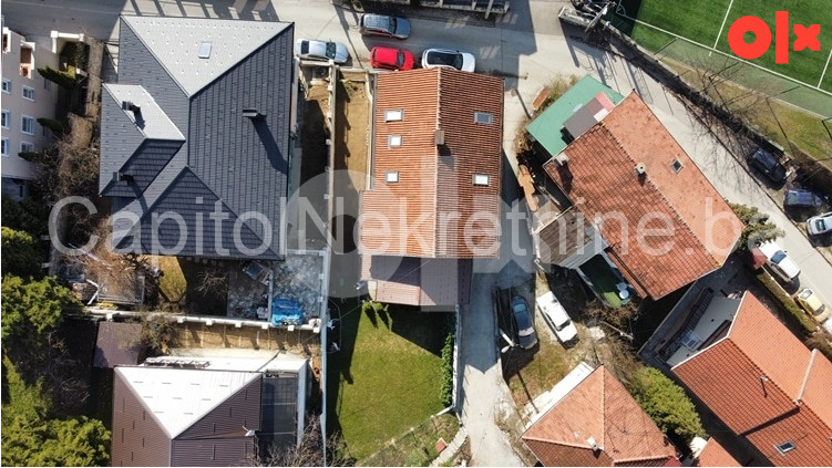Kuća sa dvoristem i garažom, Grbavica – pohled 4