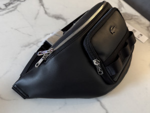 *LACOSTE* Torbica (bubreg)