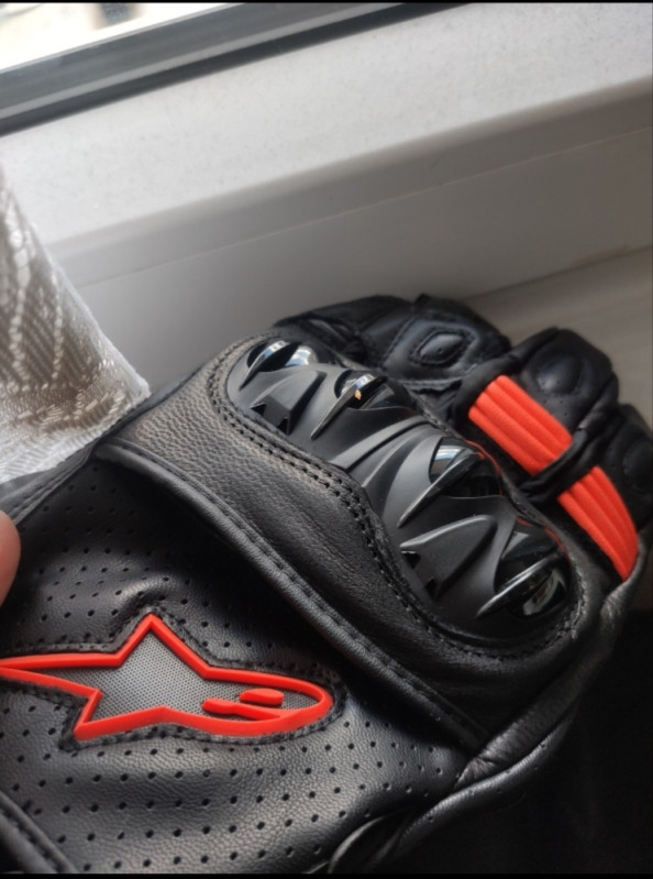 Rukavice za motor carbon XL moto alpinestars skuter protektori L