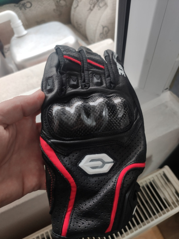 Rukavice za motor carbon XL moto alpinestars skuter protektori L