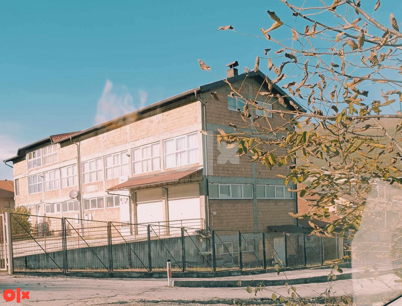 Poslovni objekat hala Zenica 1099 m2