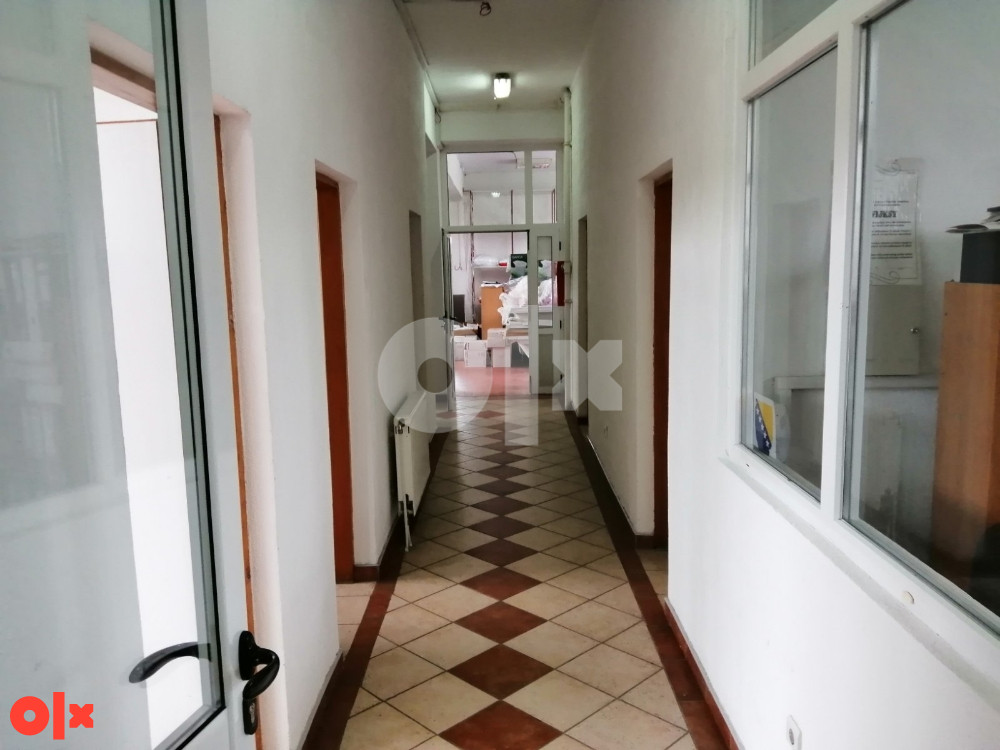 Poslovni objekat hala Zenica 1099 m2 10