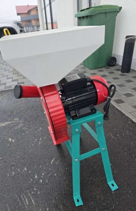 MLIN ZA ZITO CEKICAR SA POSTOLJEM SMITH AUSTRIA 3500W