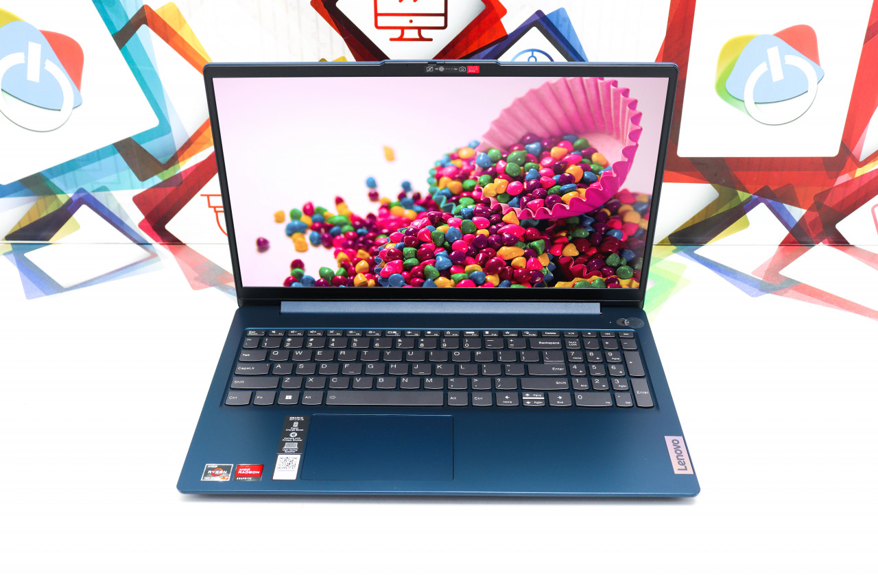 Laptop Lenovo IP Slim 3 15ABR8; R7 7730U; 512GB; 16GB Touch DOPER