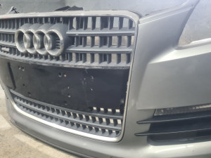 Branik prednji Audi Q7 sa maskom ili bez