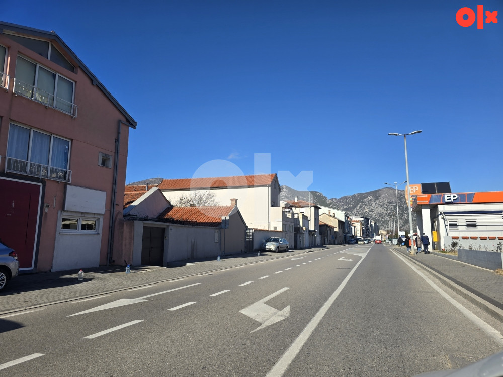 KARTEL/ PRODAJE SE STAMBENO POSLOVNI OBJEKAT U CENTRU MOSTARA