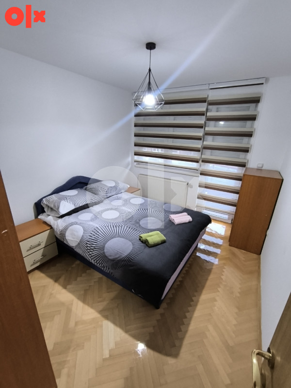 STAN NA DAN BRČKO U GRADU BULEVAR JEDNOSOBAN STAN 060/320-0235