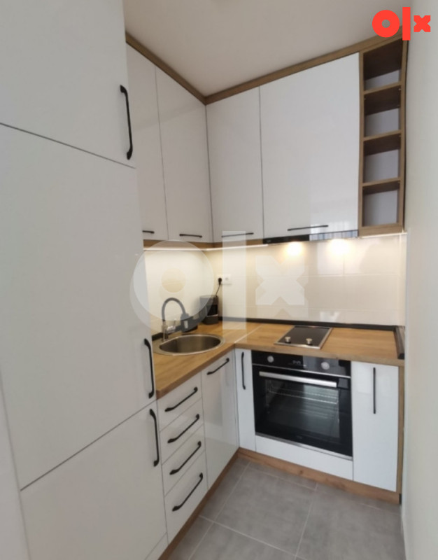Stan Bijeljina Apartman NOV- LUX NAMEŠTEN 8
