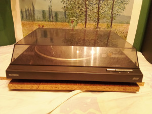 GRAMOFON TELEFUNKEN HS 650