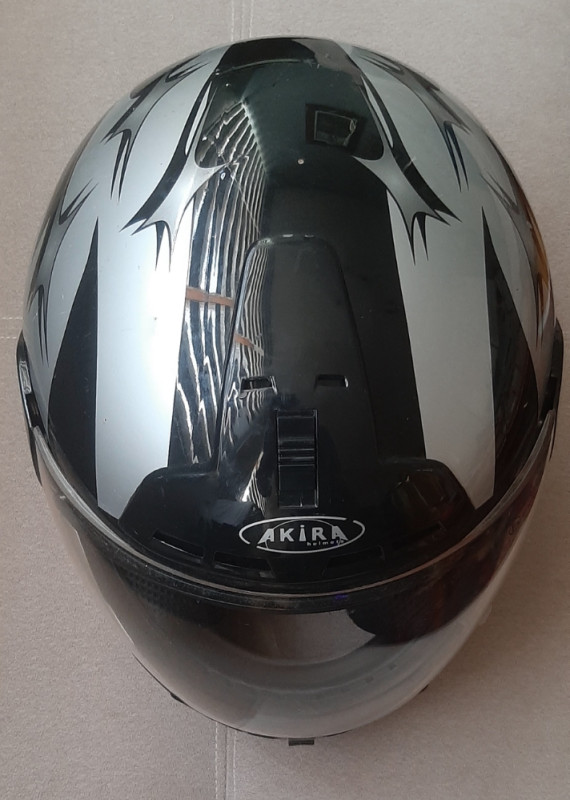 Akira moto kaciga vel.M 57-58 cm