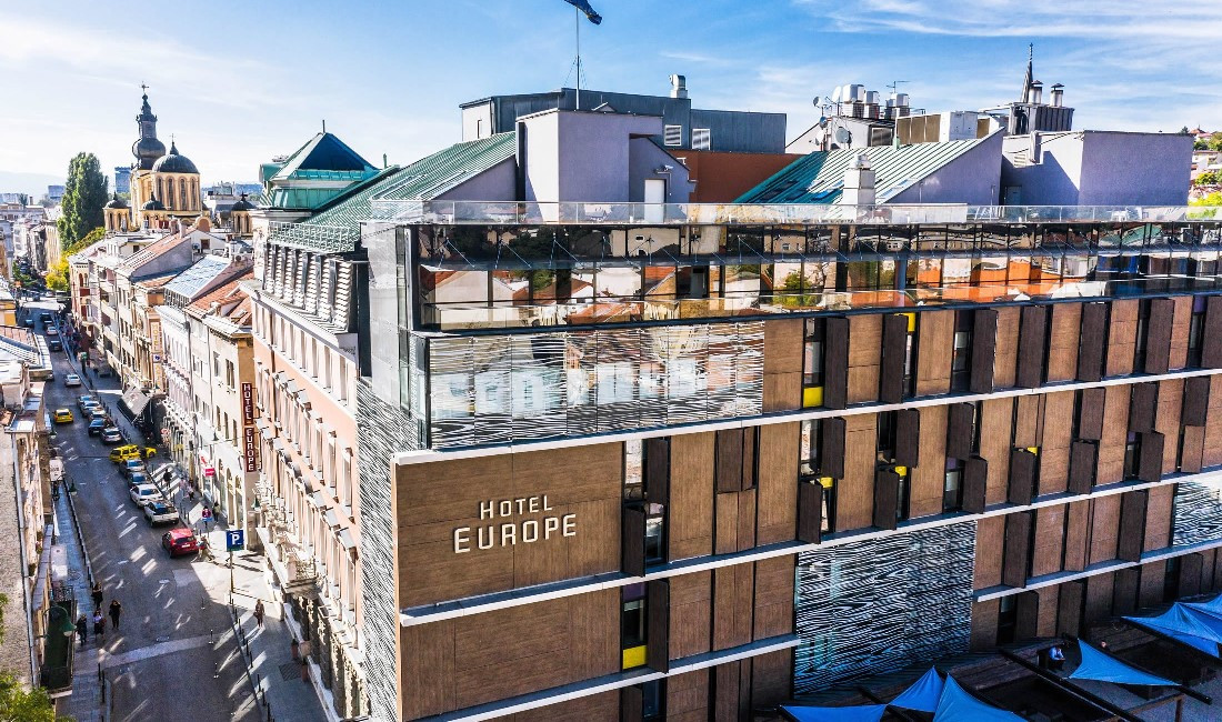 NN Nekretnine : Poslovni prostor 40m2 - hotel Europa