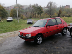 Peugeot 205 dijelovi pezo djelovi