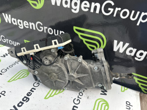 Motoric gepeka Mercedes W212 (fotografija 2)