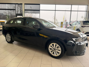 Opel Astra ST Edition 1.2 110KS NOVO