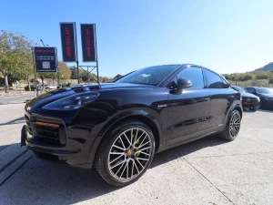 Porsche Cayenne Coupe 3.0 4x4 462KS MATRIX PANORAMA SOFT-CLOSE