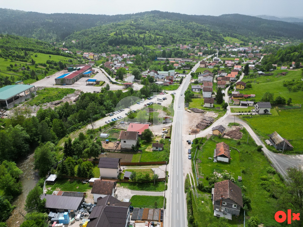 Kuća Olovo uz magistralu 7