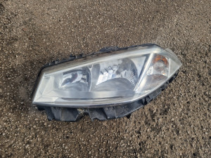 Lijevi far renault megane 2
