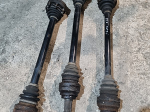 Poluosovine BMW E60  523 525 530i