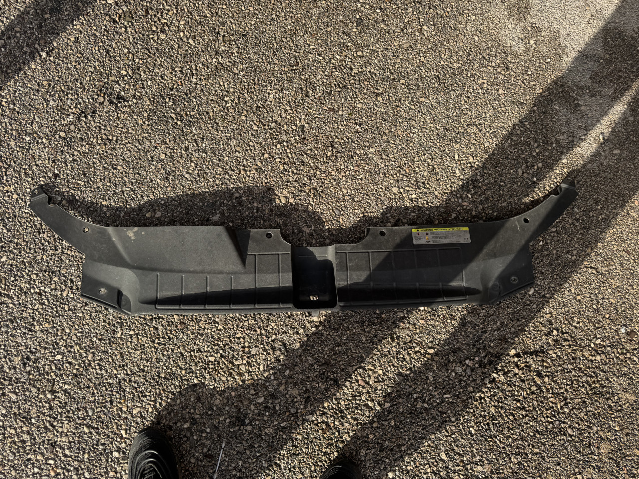 Maska iznad branika Maska ispod haube Audi Q5