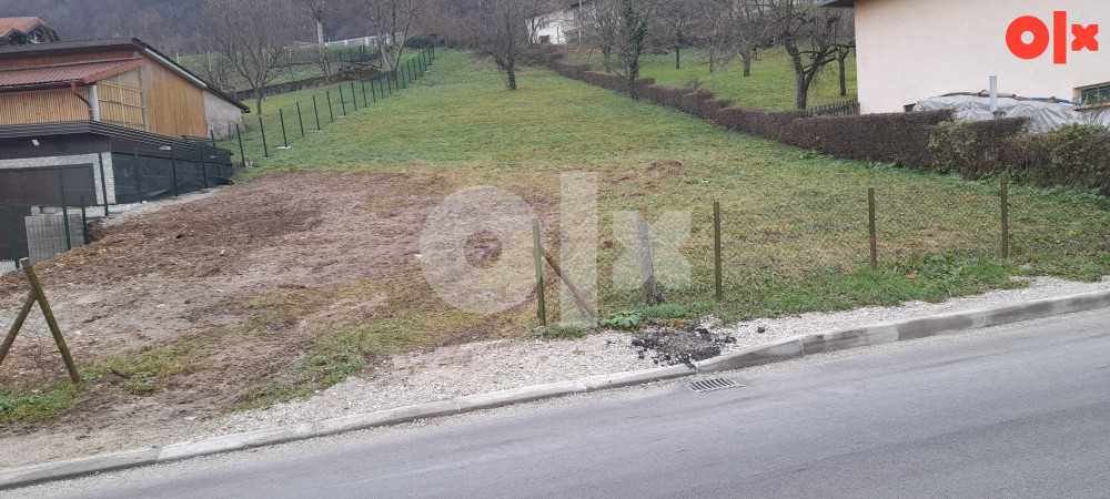 Zemljište Bihać tačnije u Privilica 150m prema Golubiću 2
