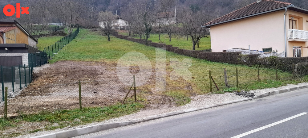 Zemljište Bihać tačnije u Privilica 150m prema Golubiću 3