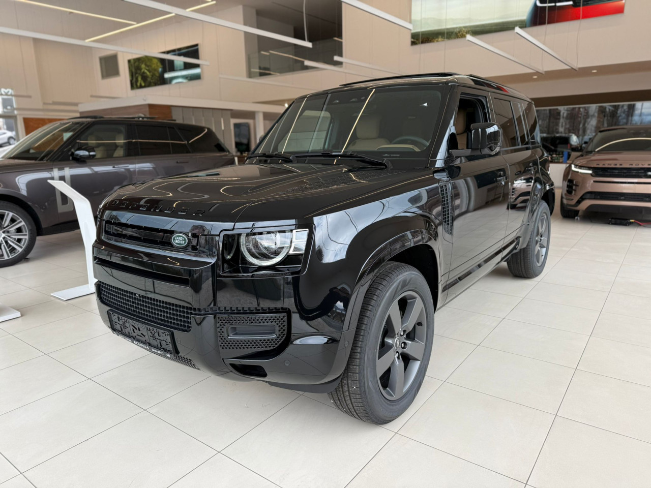 Land Rover Defender 2025 X-DYNAMIC SE 3.0D 250KS