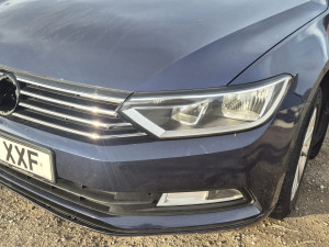 Lijevi far Passat 8 063339996