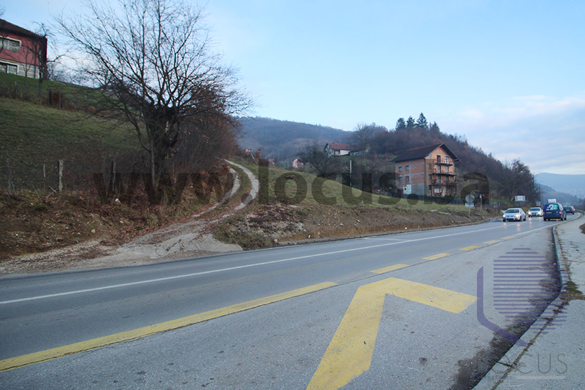 LOCUS: Zemljište površine 38.944m2, Semizovac 3