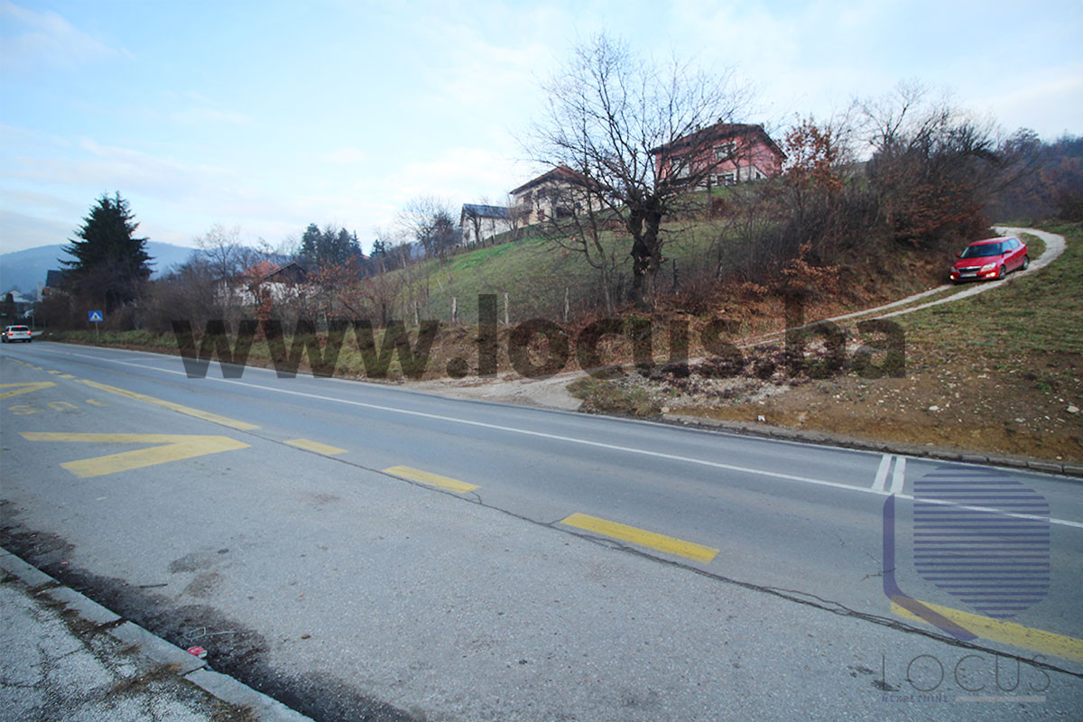 LOCUS: Zemljište površine 38.944m2, Semizovac 4