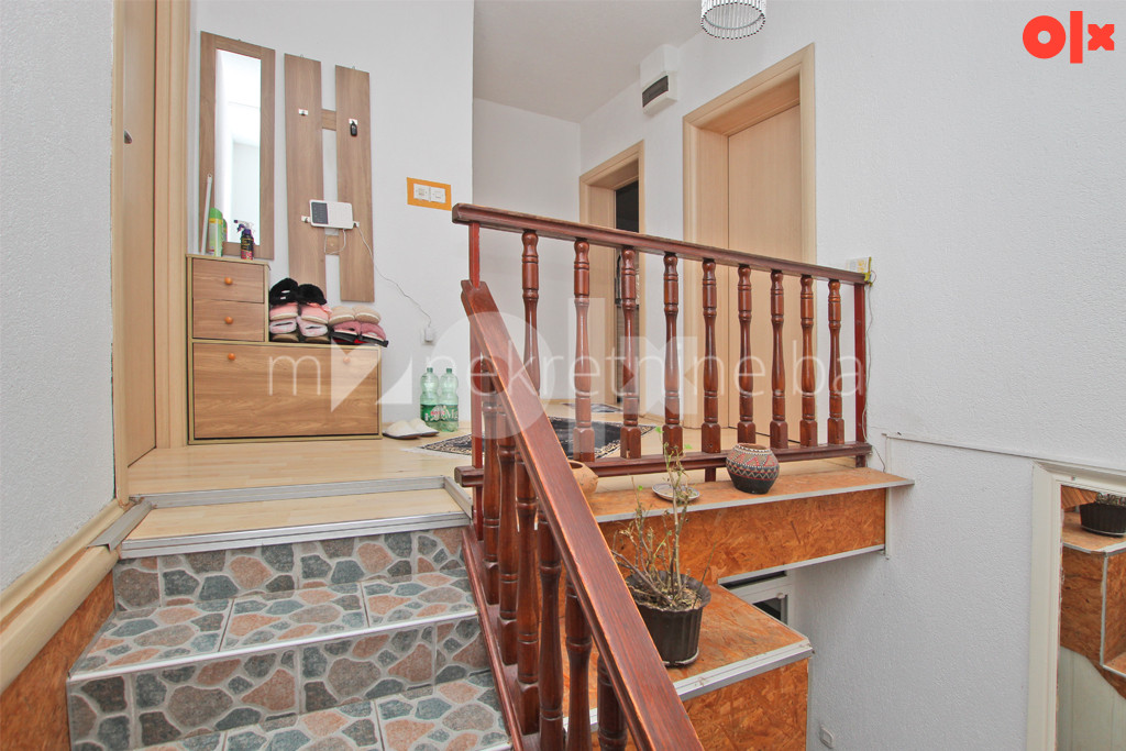 m2: Visoko / Poriječani / kuća 300m2 / parcela 1942m2 15